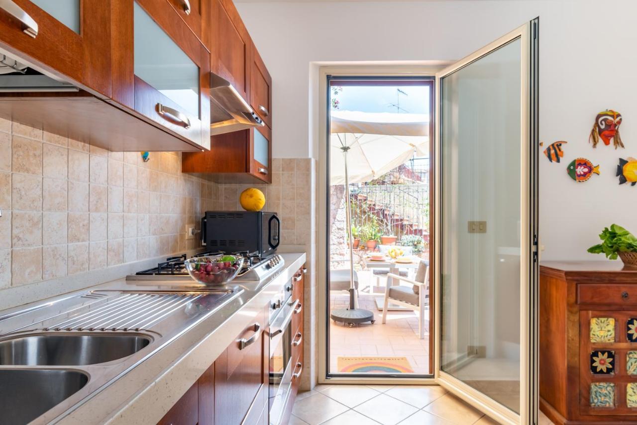 Taormina Panoramic Apartment With Parking المظهر الخارجي الصورة